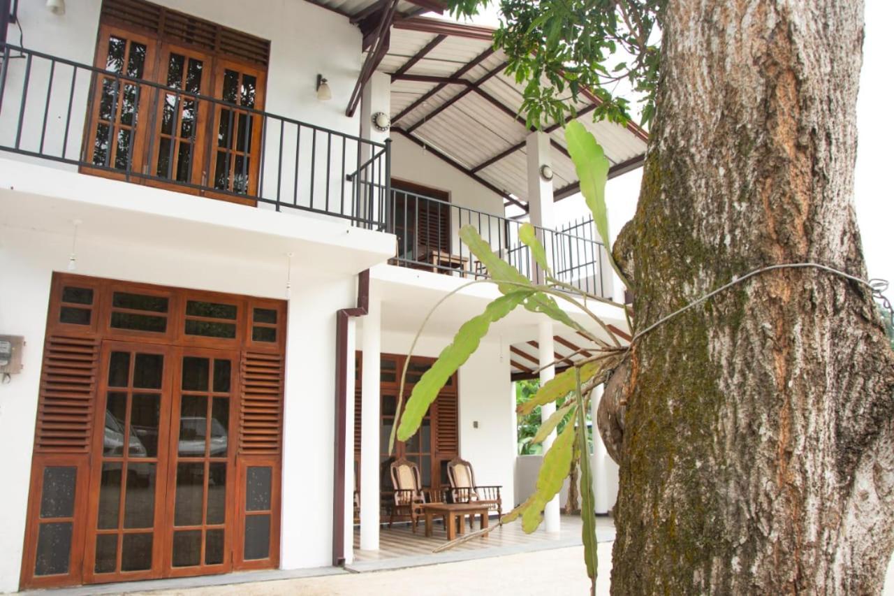 Sanmi Airport Resort Katunayake Exterior photo