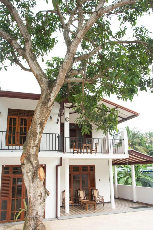 Sanmi Airport Resort Katunayake Exterior photo