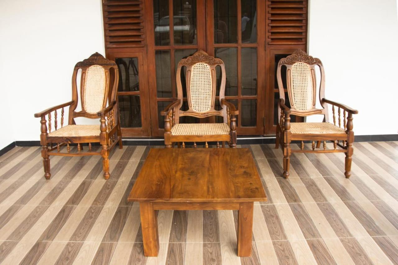 Sanmi Airport Resort Katunayake Exterior photo